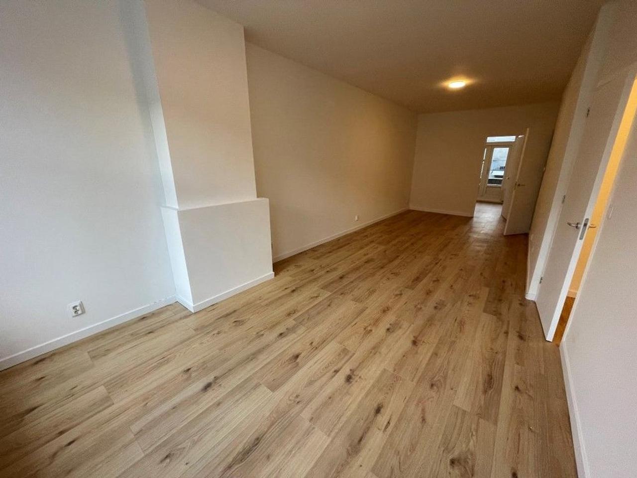 Two-Bedroom Student Apartment - Image 8
