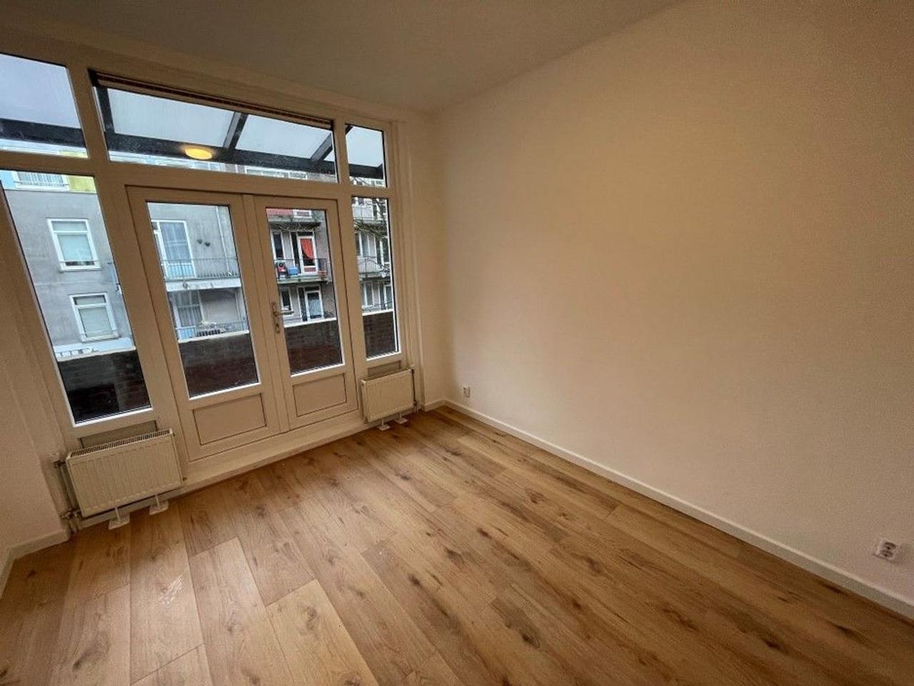 Two-Bedroom Student Apartment - Image 9
