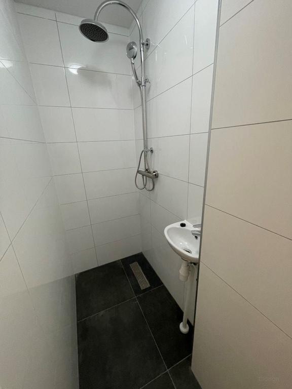 Two-Bedroom Student Apartment - Image 11