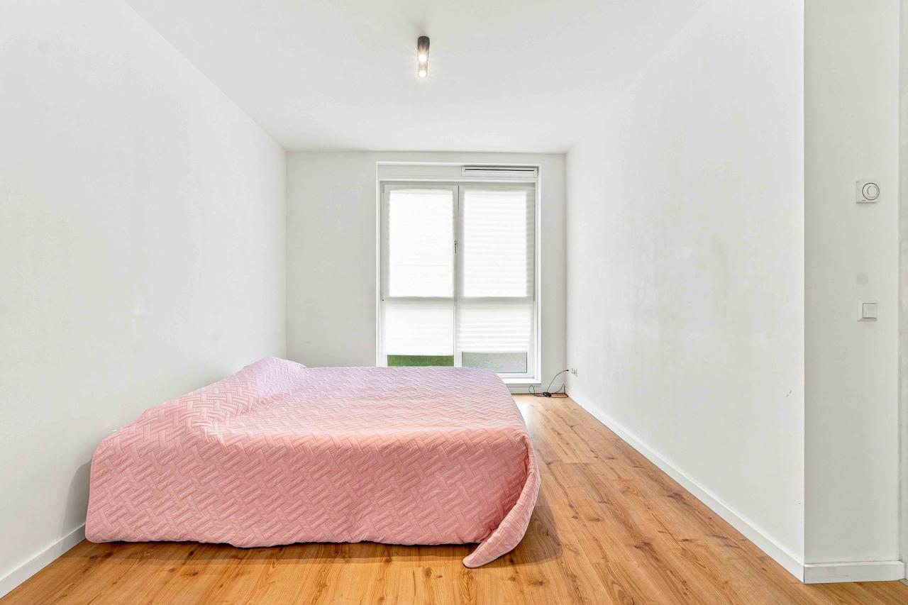 155 m² of living space, five bedrooms - Image 7