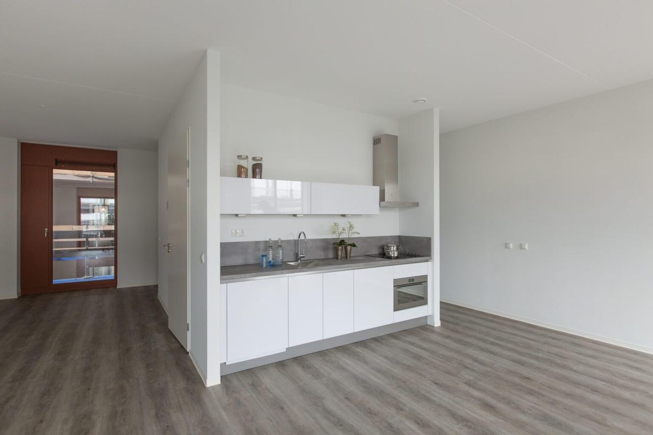 65 m² studio met balkon in Strijp-S - Afbeelding 8