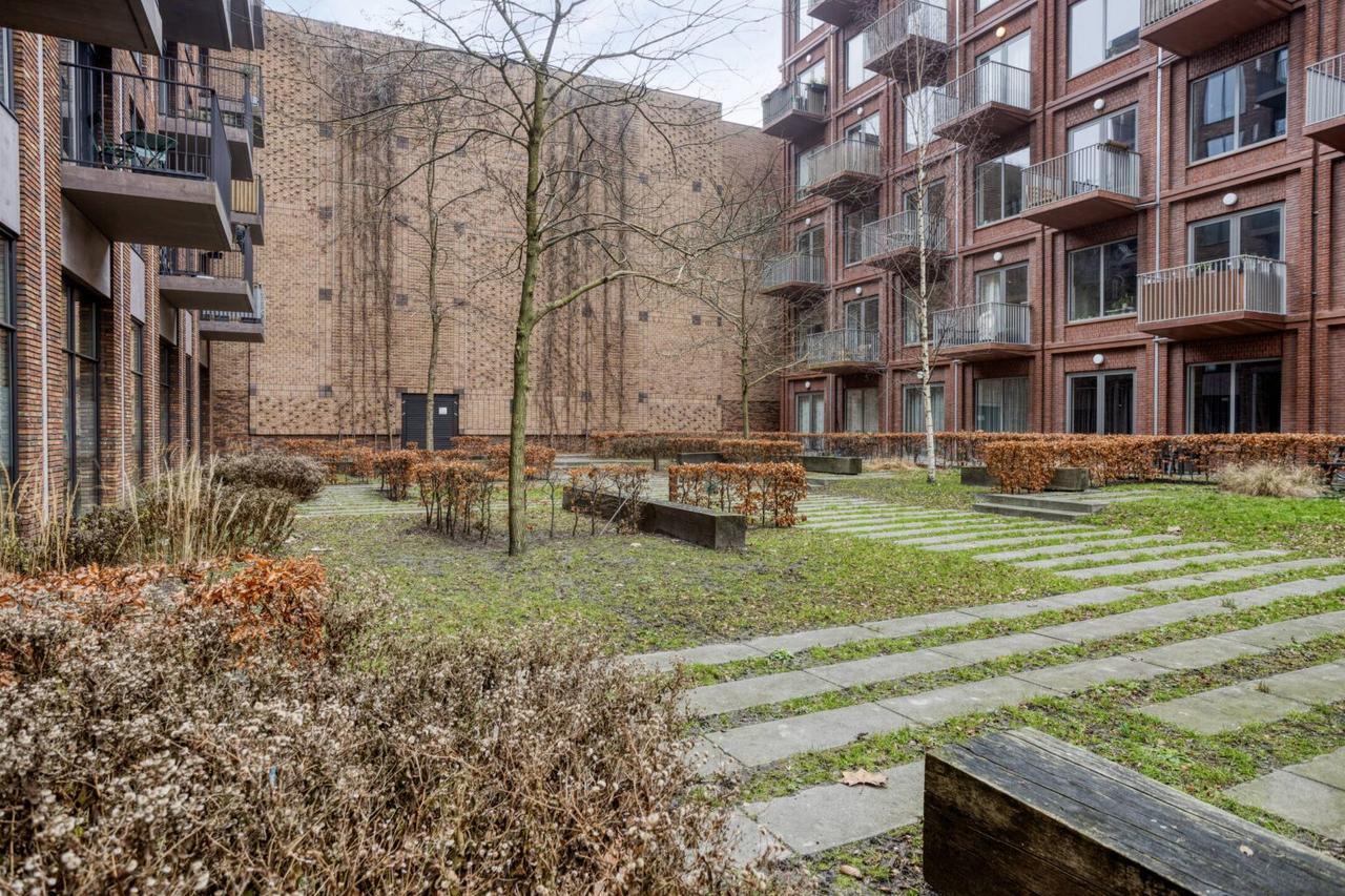 65 m² studio met balkon in Strijp-S - Afbeelding 9