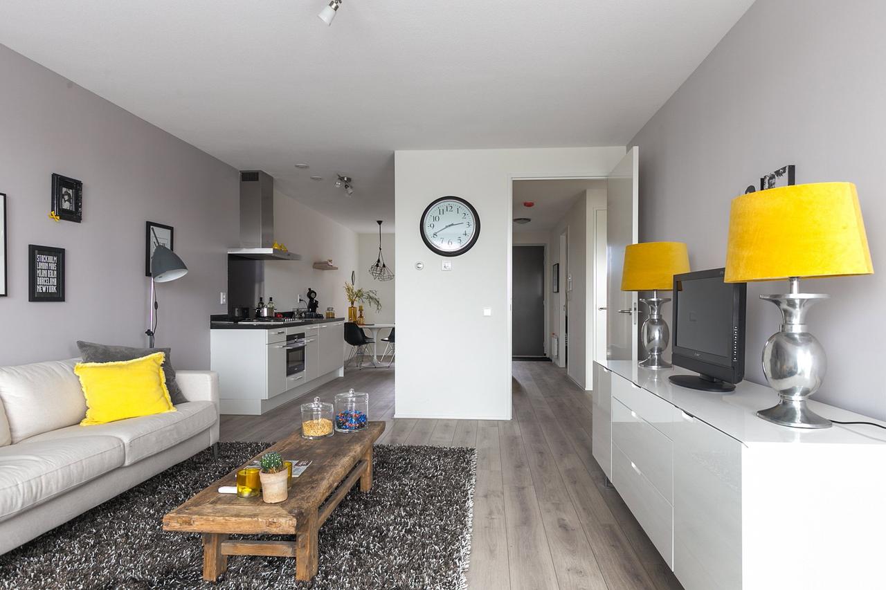 86 m² of living space with balcony in Elzenhagen - Image 4