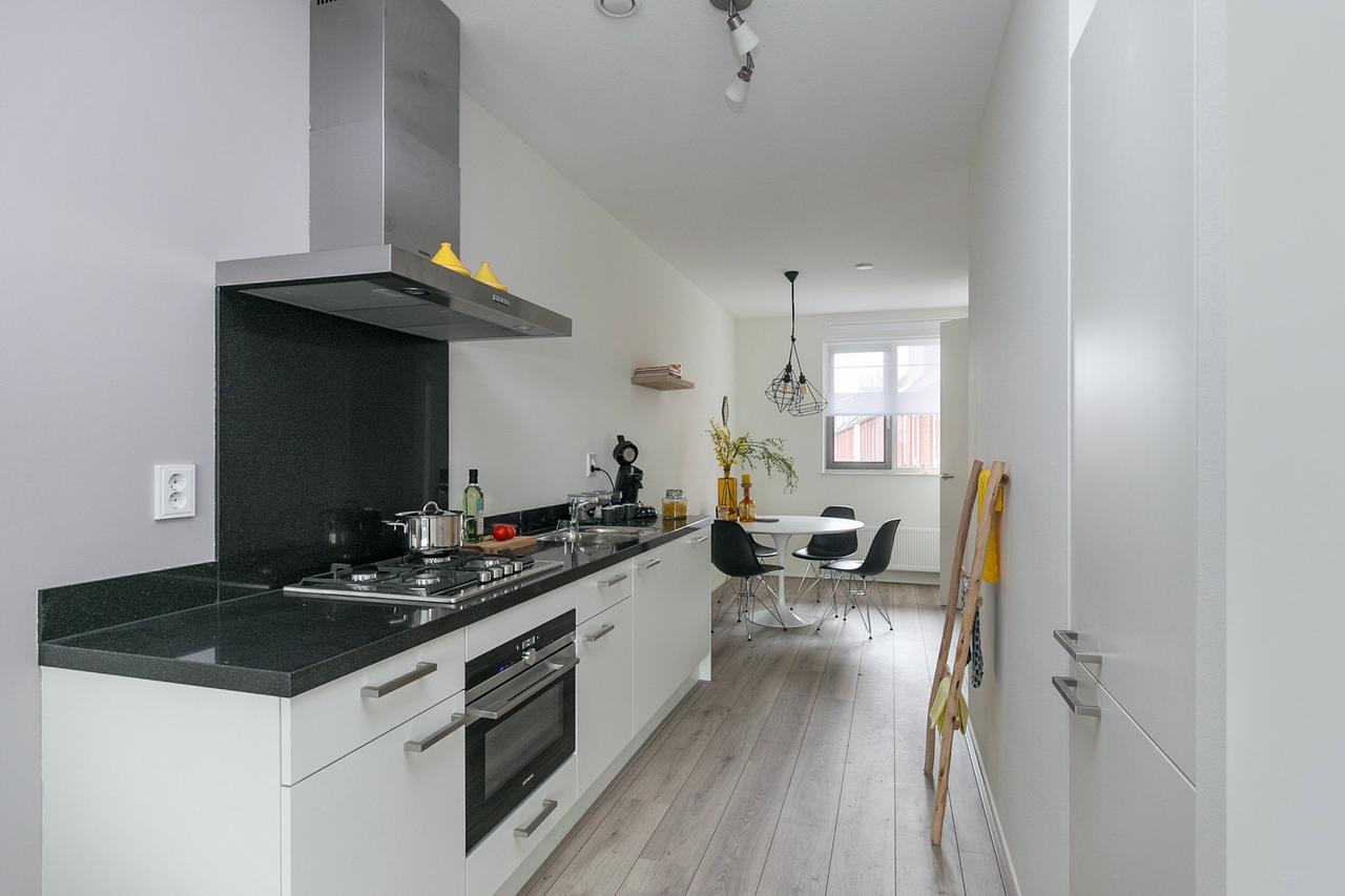 86 m² of living space with balcony in Elzenhagen - Image 5