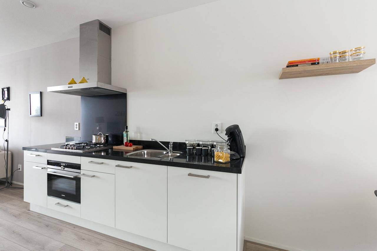 86 m² of living space with balcony in Elzenhagen - Image 6
