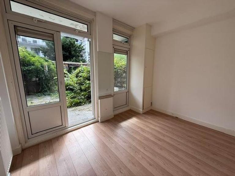 Two bedrooms and garden in De Baarsjes - Image 10