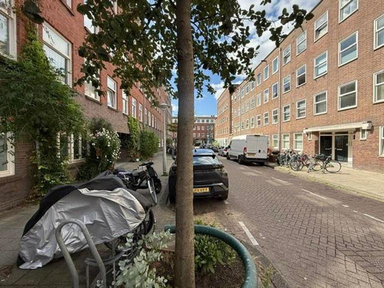 Two bedrooms and garden in De Baarsjes - Image 13