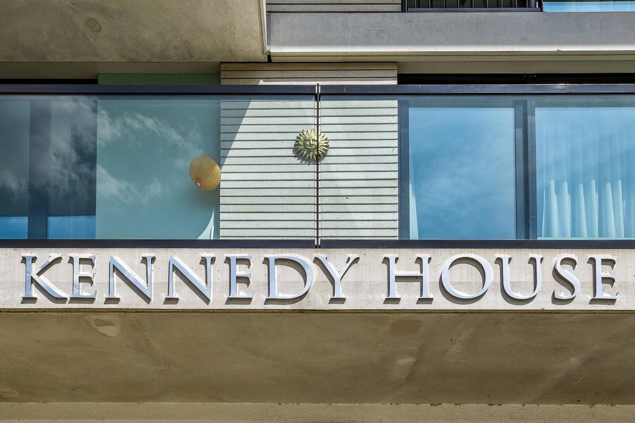 Energy-efficient 55+ apartment with balcony - Image 2