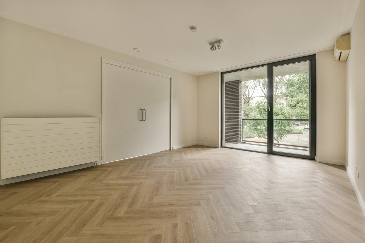 Energy-efficient 55+ apartment with balcony - Image 19