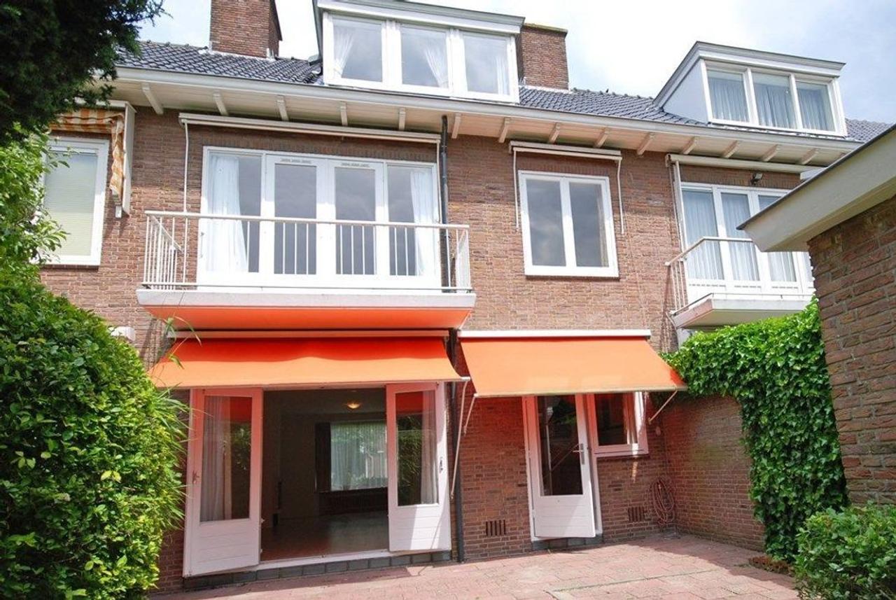 214 m² wonen met tuin in Wassenaar - Afbeelding 1