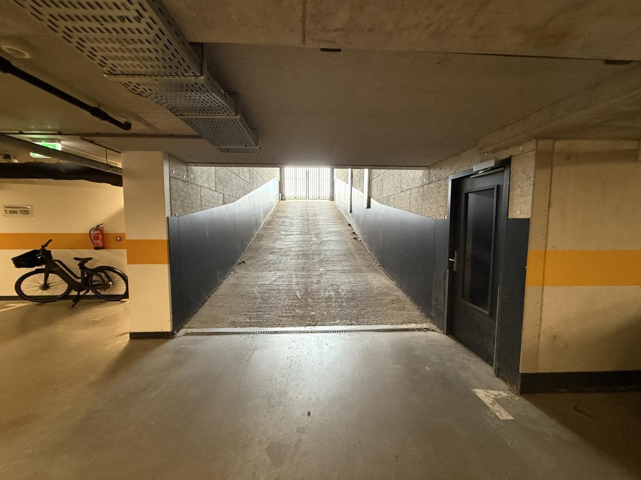 69 m² with south-facing balcony in Cruquius Docks - Image 6