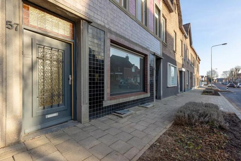 96 m² apartment with 27-metre-deep garden - Image 2
