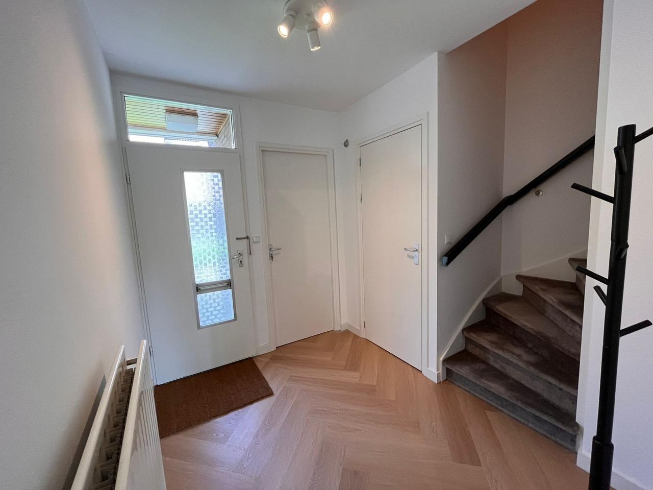 Gemeubileerde maisonnette met zonnige tuin - Afbeelding 3
