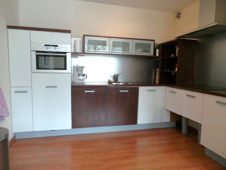 Gemeubileerd 2-kamerappartement met balkon - Afbeelding 7