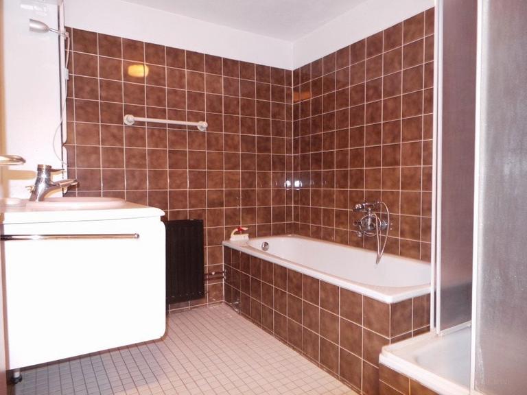 Gemeubileerd 2-kamerappartement met balkon - Afbeelding 9
