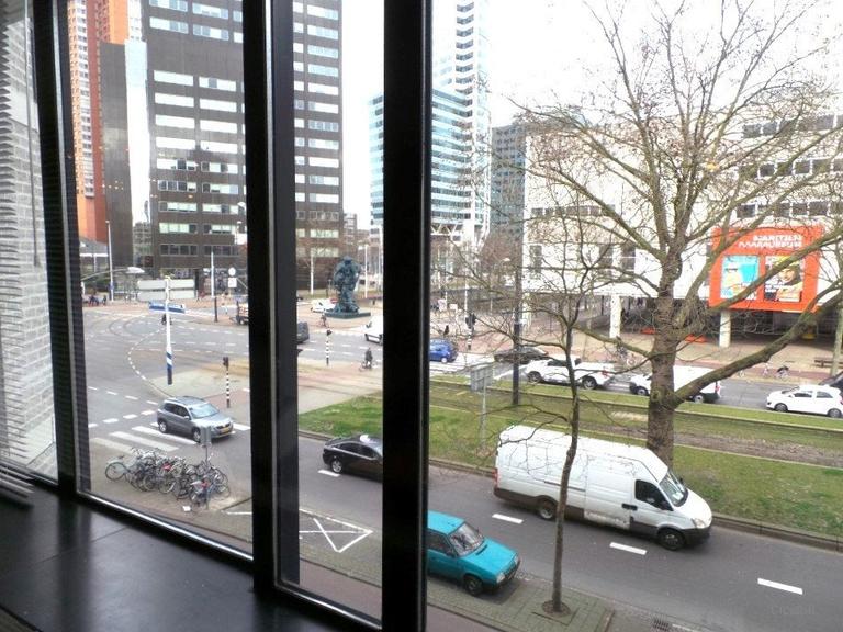 Gemeubileerd 2-kamerappartement met balkon - Afbeelding 10