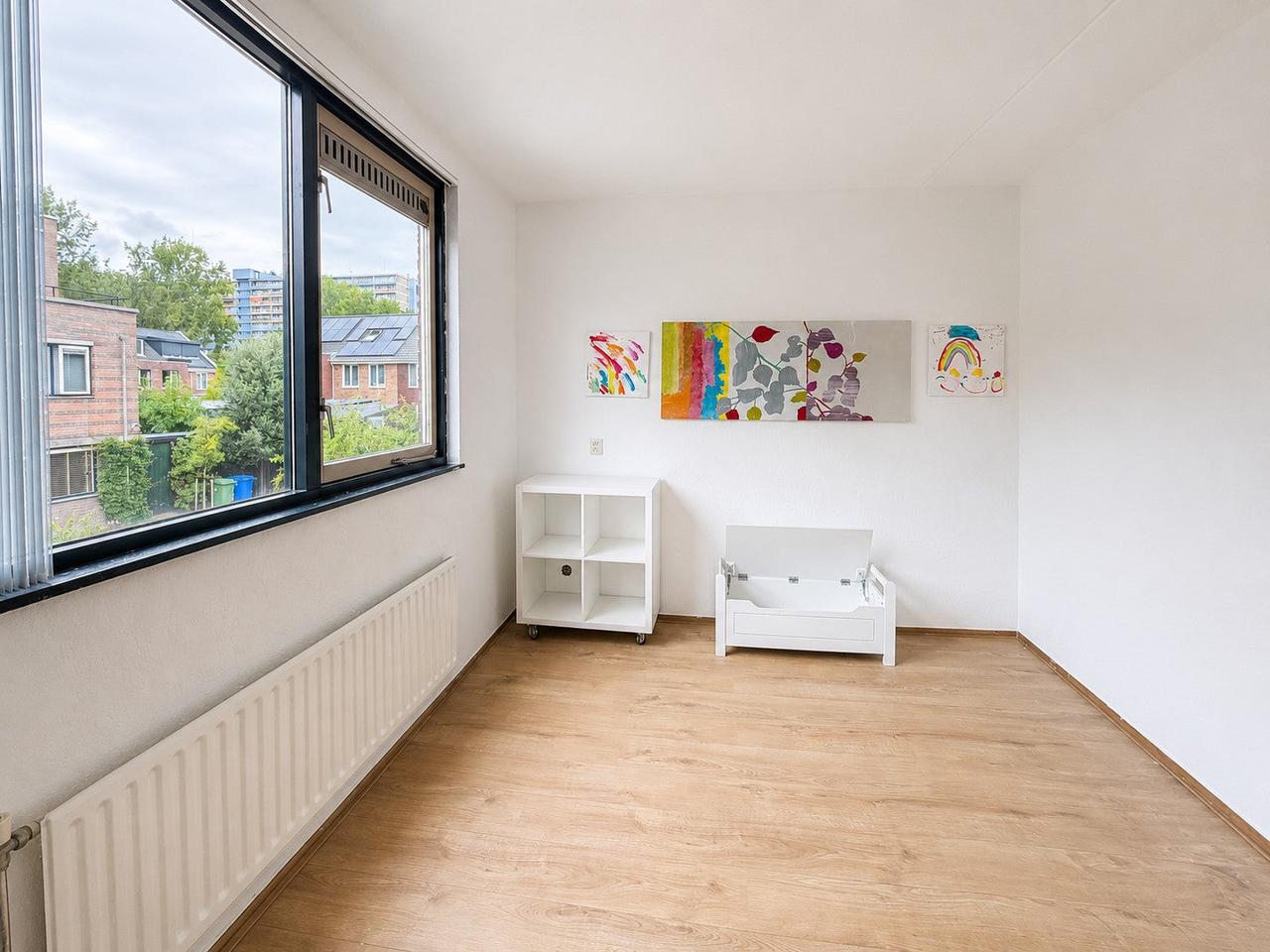 132 m² wonen met 4 slaapkamers in Delft - Afbeelding 17