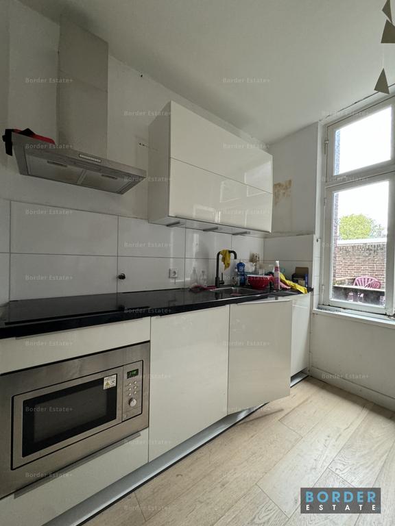 Kamer met glas-in-lood in Mariaberg - Afbeelding 5