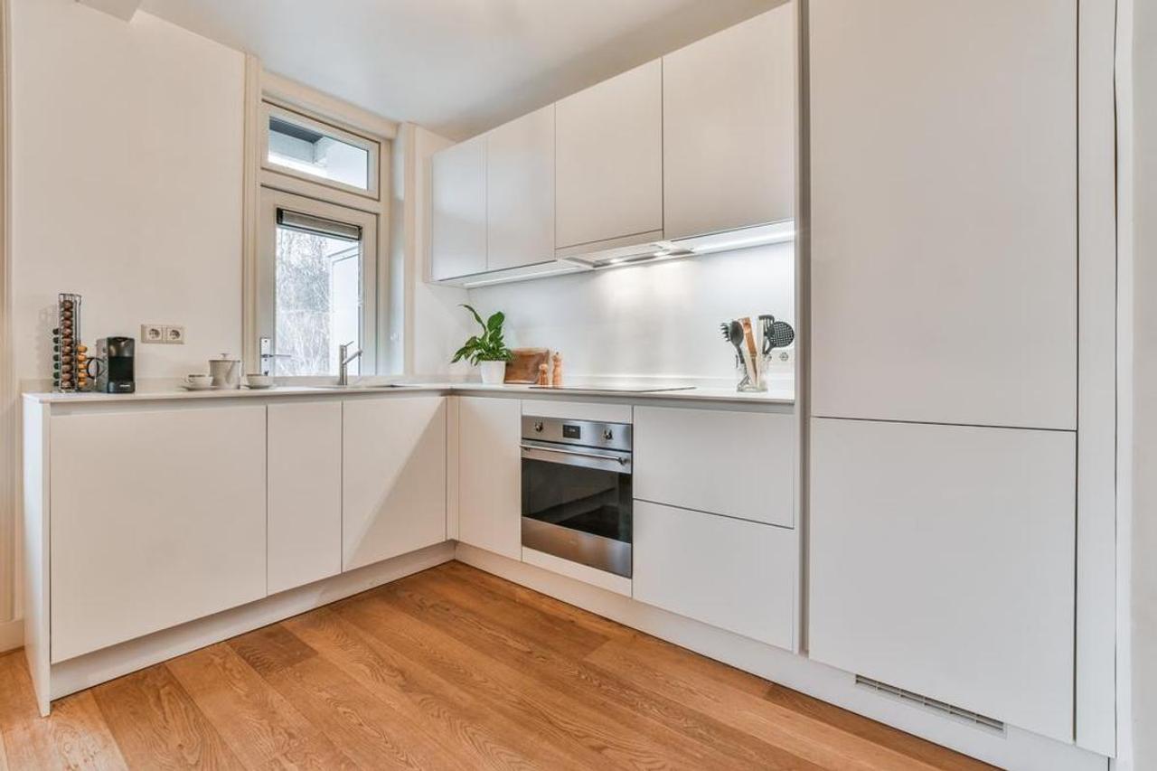 Gemeubileerd 2-slaapkamerappartement bij de Amstel - Afbeelding 12
