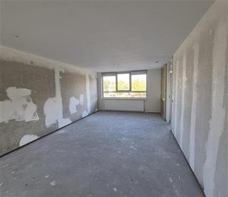 Two-room apartment with loggia in Kralingen - Image 5