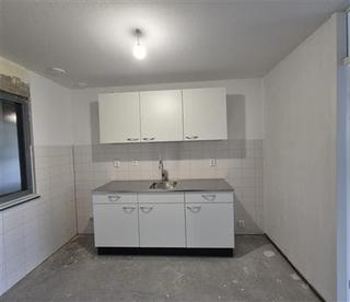 Two-room apartment with loggia in Kralingen - Image 6