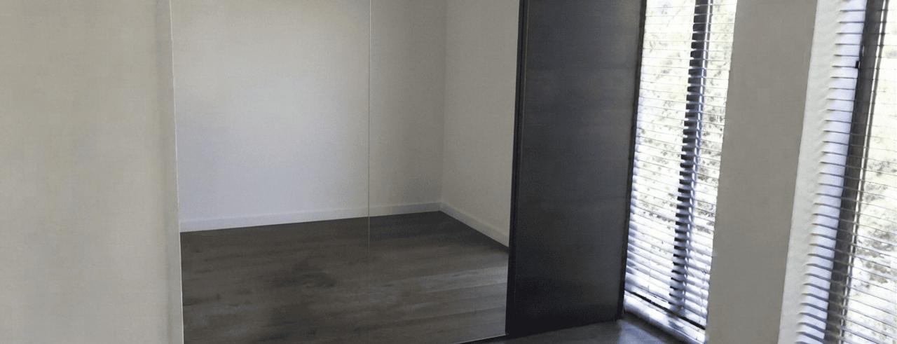 Lichte loft met privébalkon in Tilburg - Afbeelding 5