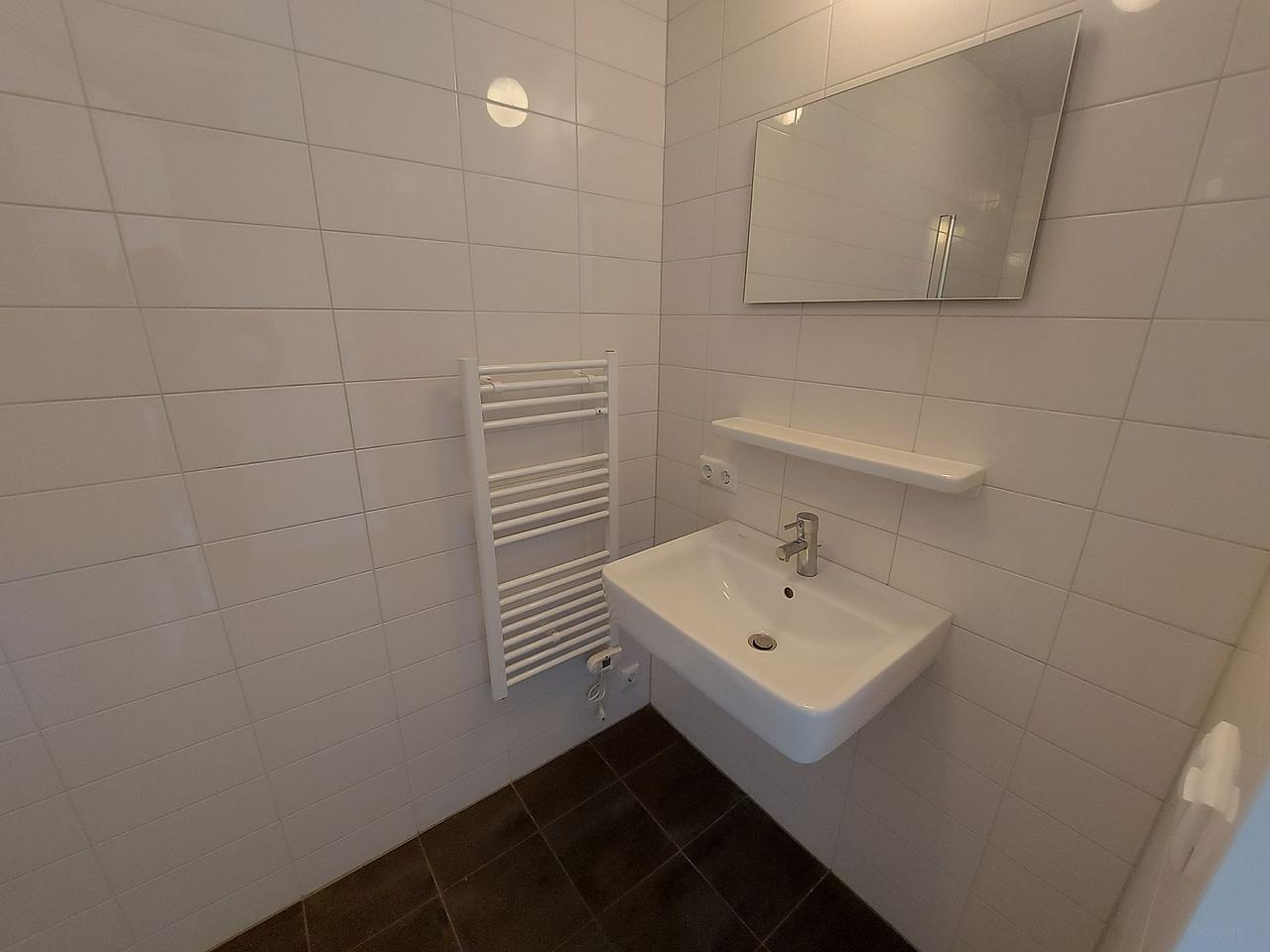 Wonen op de 17e etage met ruim balkon - Afbeelding 8