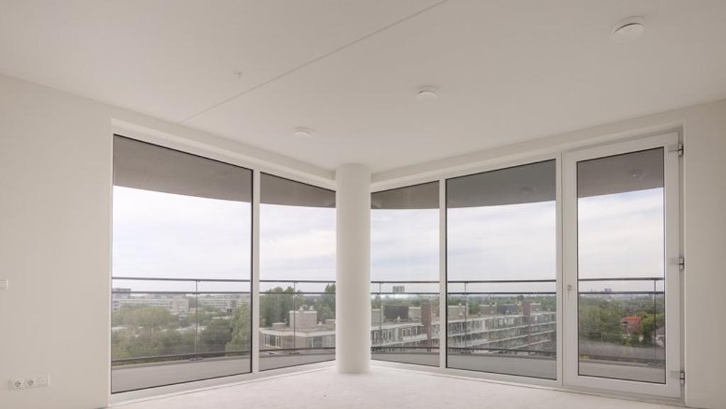 New-build apartment with balcony and A++ rating - Image 1