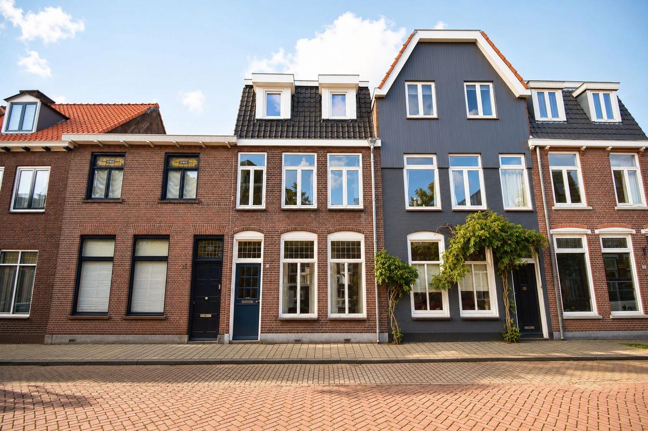 133 m² woonhuis met 4 slaapkamers in Zandberg - Afbeelding 1