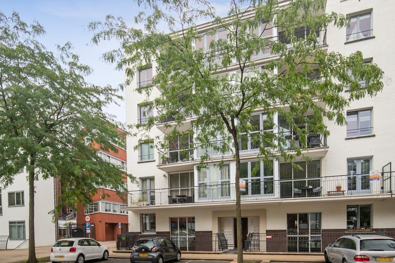130 m² en drie slaapkamers in Paleiskwartier - Afbeelding 1