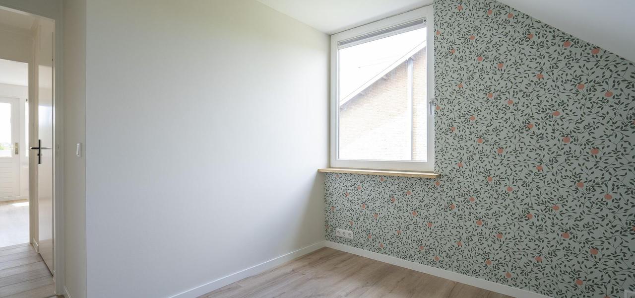 Five bedrooms, garden and private garage - Image 15
