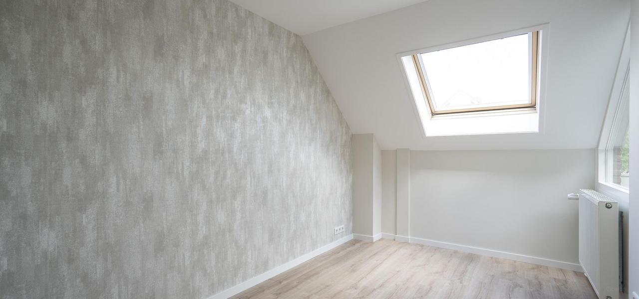Five bedrooms, garden and private garage - Image 16