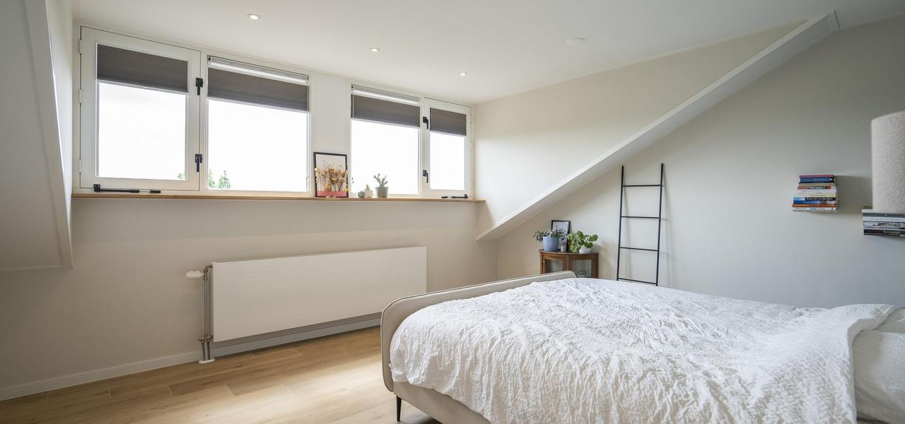 Five bedrooms, garden and private garage - Image 18