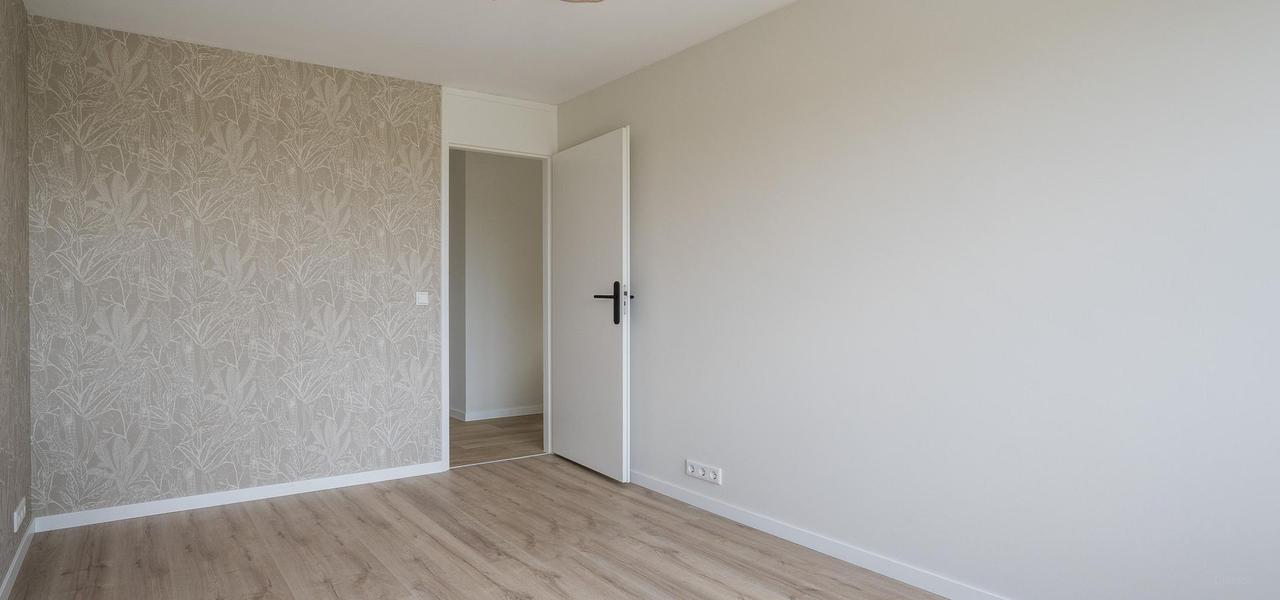 Five bedrooms, garden and private garage - Image 22