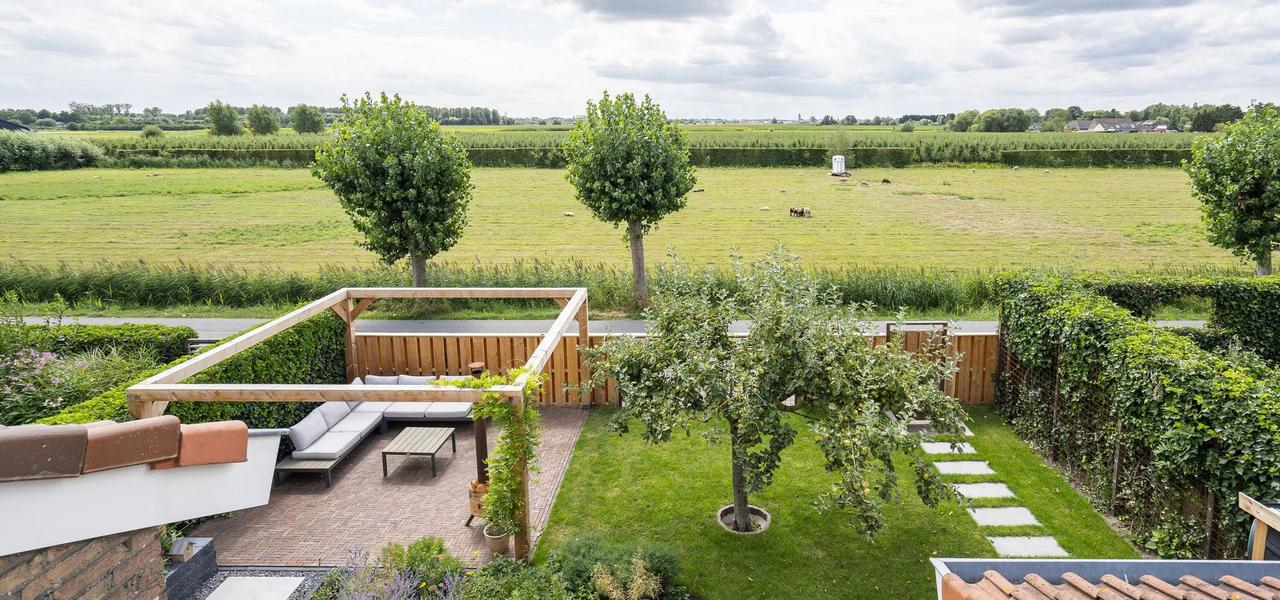 Five bedrooms, garden and private garage - Image 24