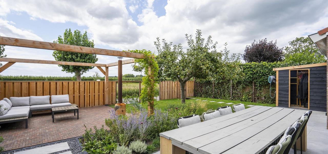 Five bedrooms, garden and private garage - Image 31