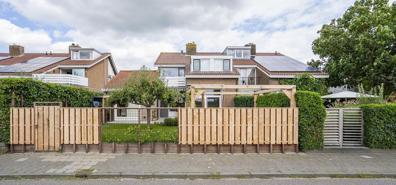 Five bedrooms, garden and private garage - Image 36