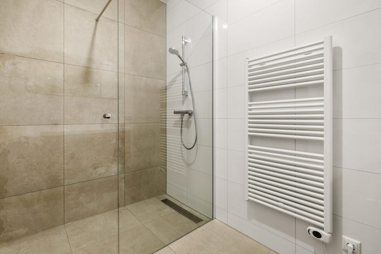 Tweekamerappartement aan het IJ - Afbeelding 14