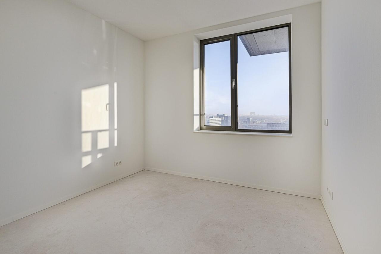 Licht driekamerappartement met stadsuitzicht - Afbeelding 14