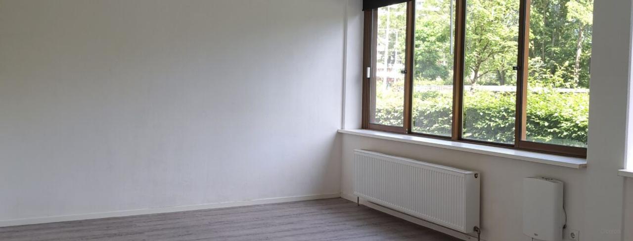 Slimme studio met parkeerplek en dakterras - Afbeelding 2