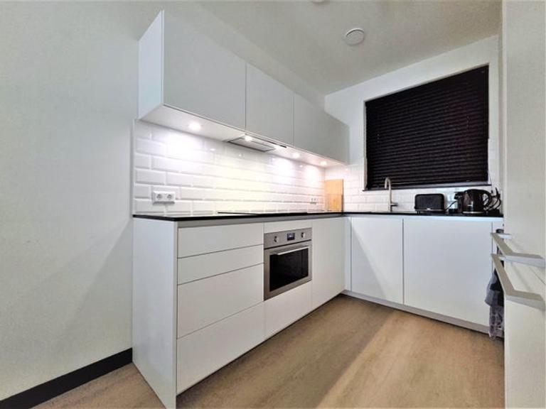 Furnished 1-Bedroom Apartment with Balcony - Image 8
