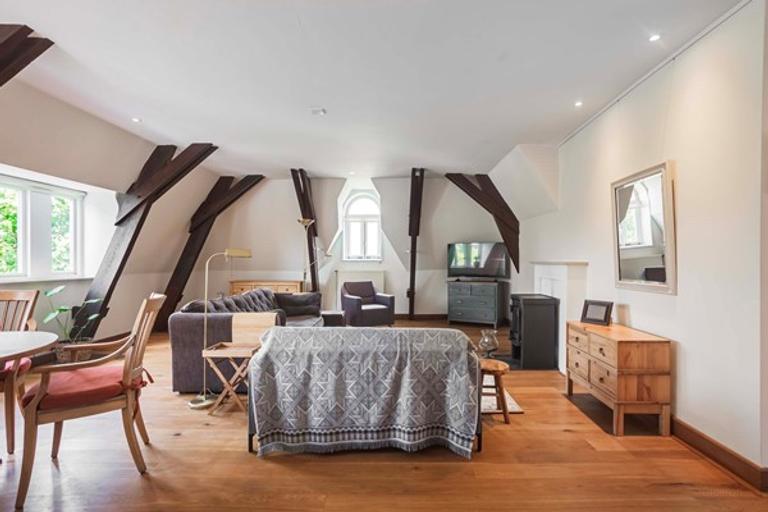 Historic 140 m² penthouse in Hummelo - Image 7