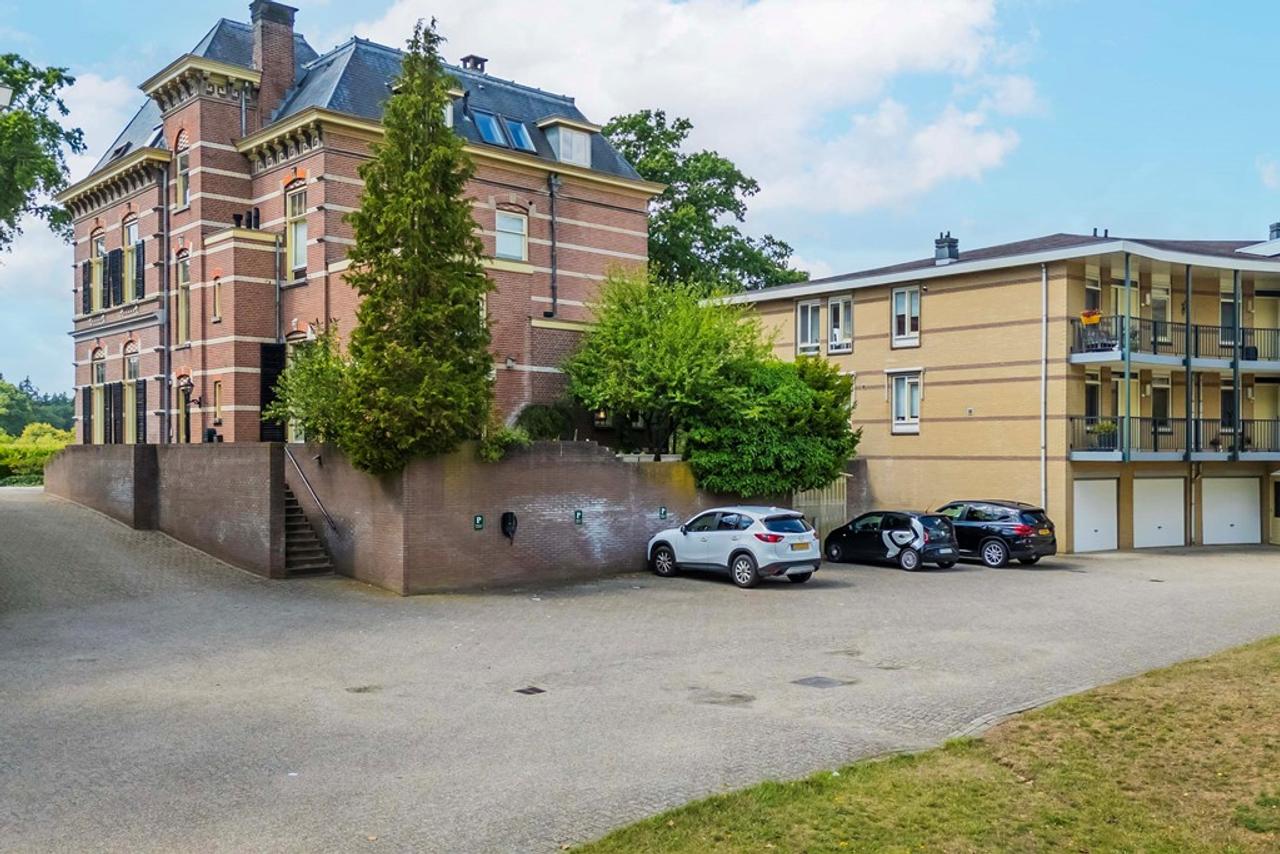 Historic 140 m² penthouse in Hummelo - Image 34
