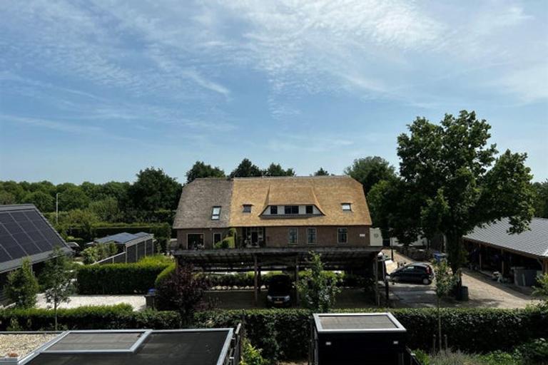 169 m² of living space and four bedrooms in Odijk - Image 25