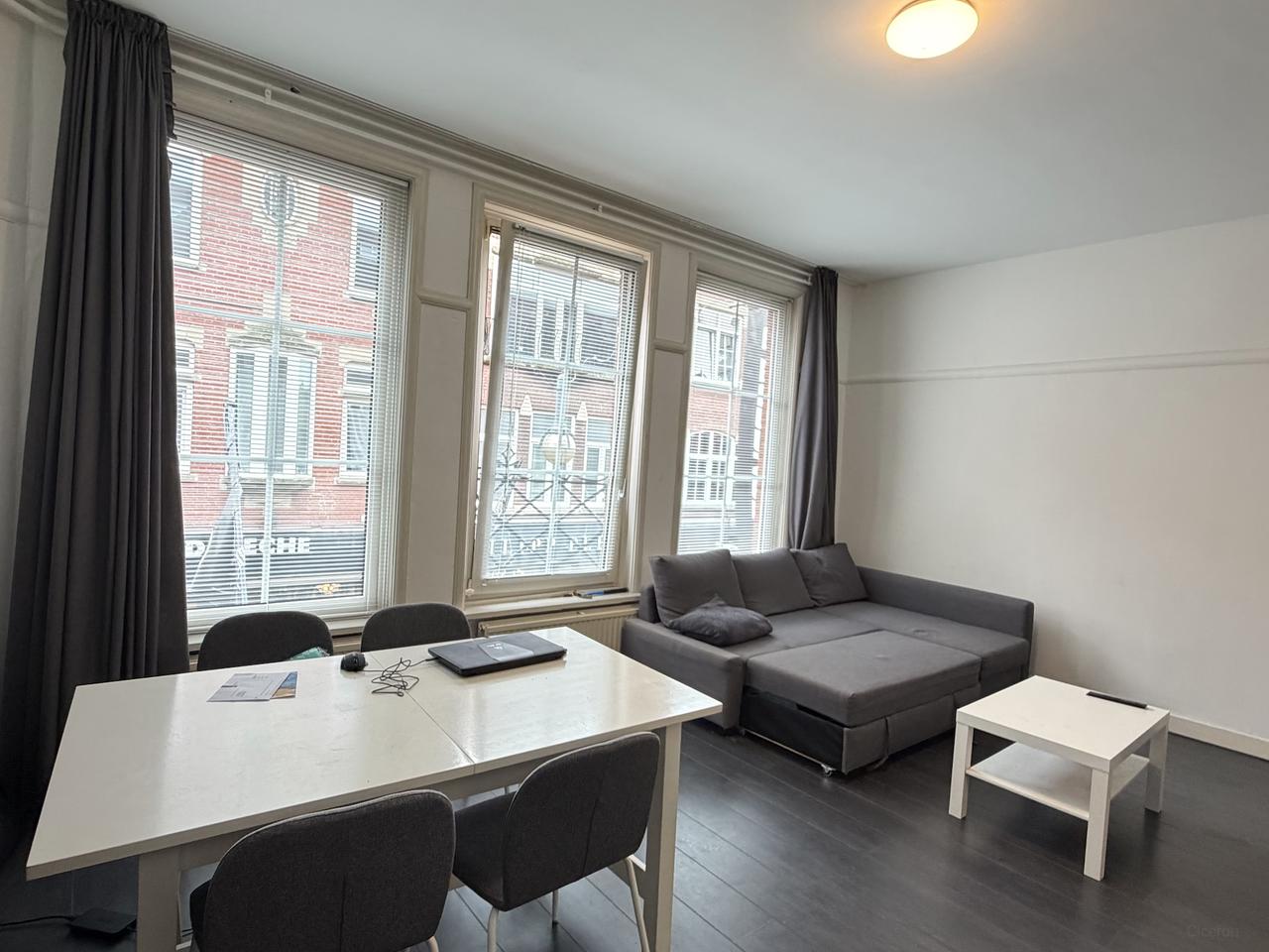 50 m² living space, 5 minutes from the station - Image 1