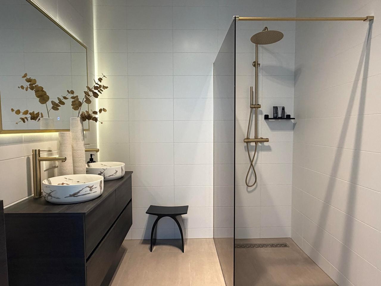 Wonen aan het water op de 19e verdieping - Afbeelding 2