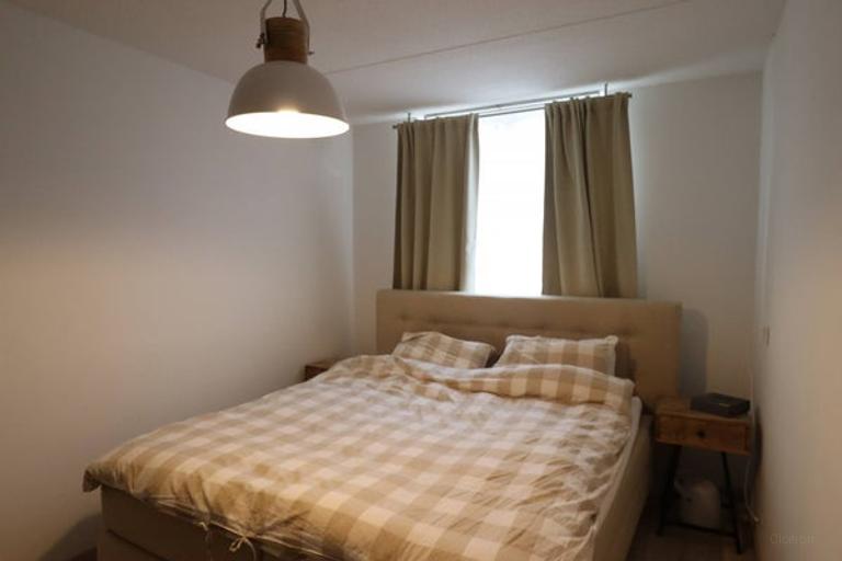 Furnished Corner Apartment with Balcony - Image 15
