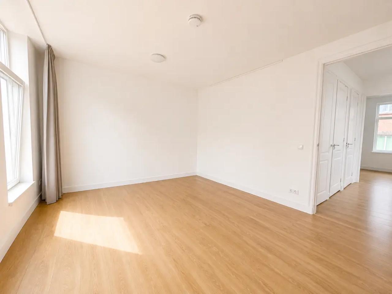 114 m² dubbel bovenhuis met 3 slaapkamers - Afbeelding 4