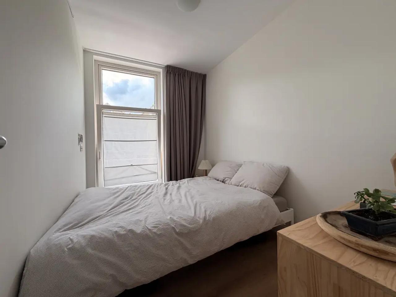 Licht 3-kamerappartement met balkon - Afbeelding 2