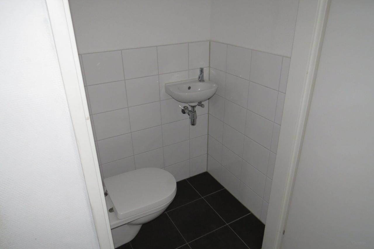 Hoekwoning met 4 slaapkamers en tuin - Afbeelding 13